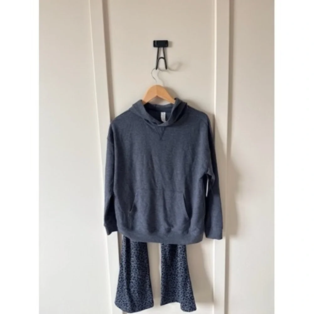 Yogalicious Girls Terry Pullover Hoodie and Leopard Flare Pant Set Charcoal L 12